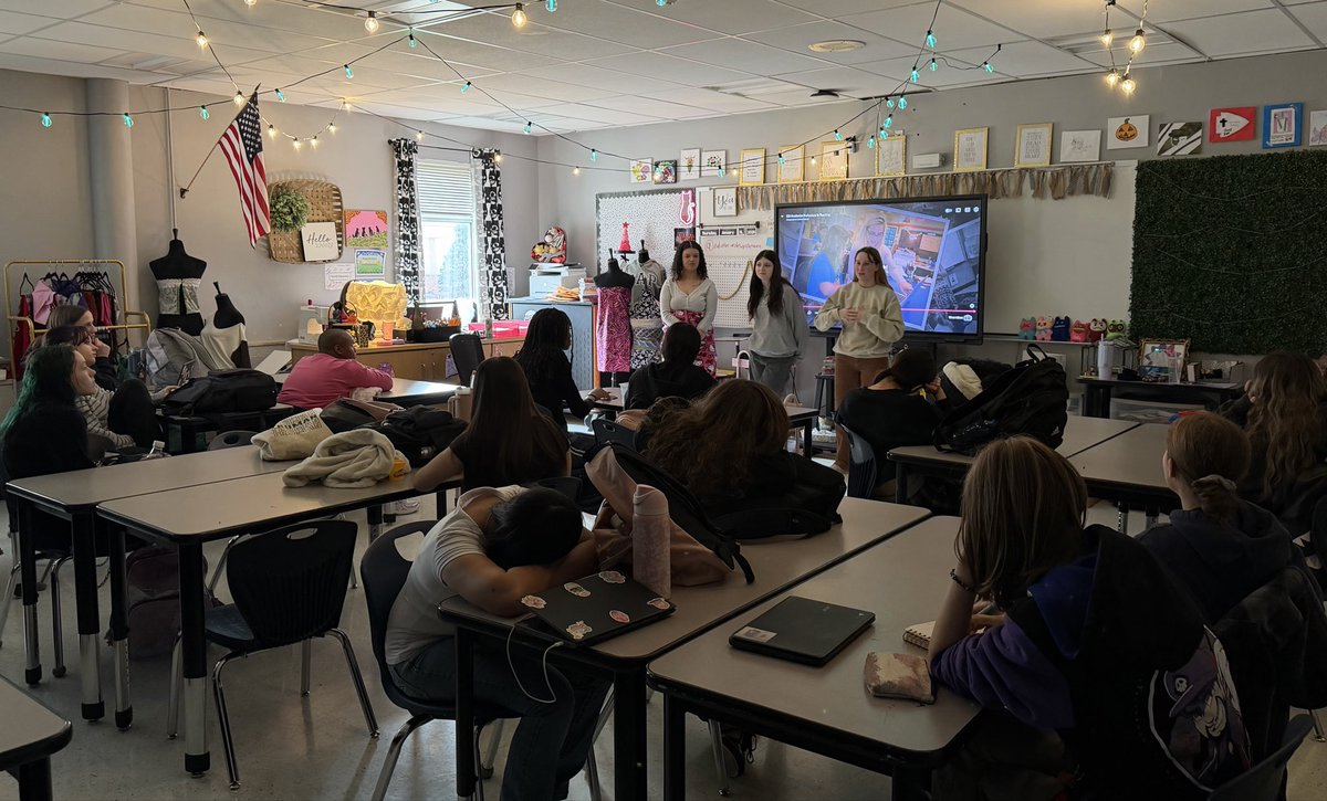 ISD future teachers tweet media