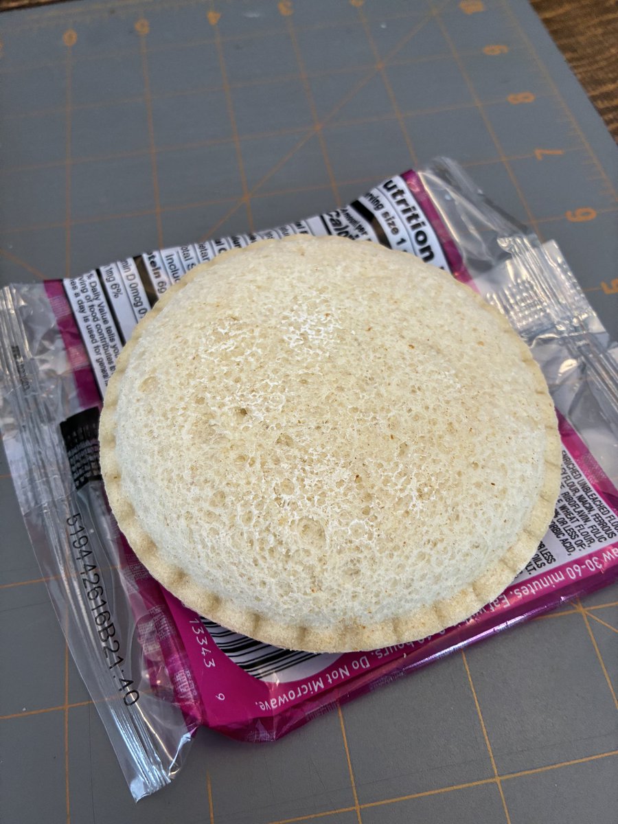 hertelaa tweet media