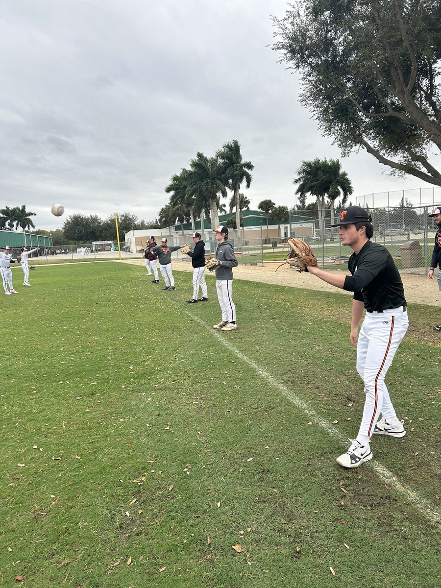 EPratte2's tweet photo. Practice Day - Rawlings Tigers National Teams, Fort Myers, FL

@NationalTigers 
@RecruitTigers https://t.co/CWx4rLgo0U