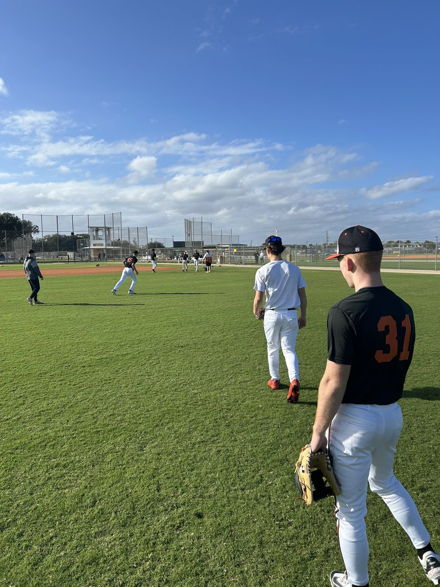 EPratte2's tweet photo. Practice Day - Rawlings Tigers National Teams, Fort Myers, FL

@NationalTigers 
@RecruitTigers https://t.co/CWx4rLgo0U