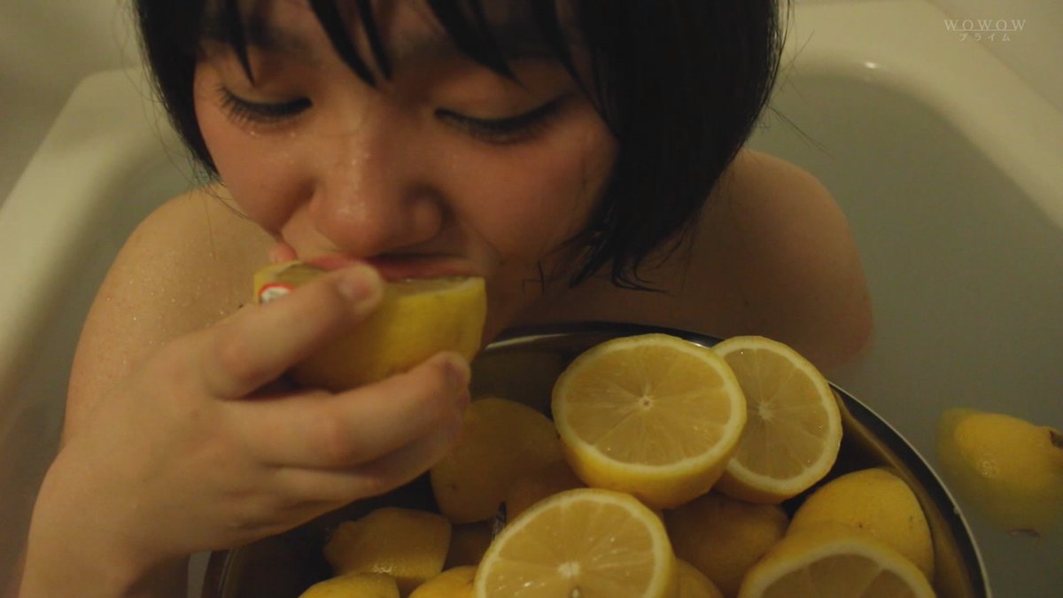 A young woman with a broken heart, a love for Radiohead, and a troubling relationship with lemons goes on a surreal quest for answers. While Yamanaka's stylish direction is a lot of fun, it's Aira Sunohara's charisma that makes this such a beautiful movie. I had a lot of fun.