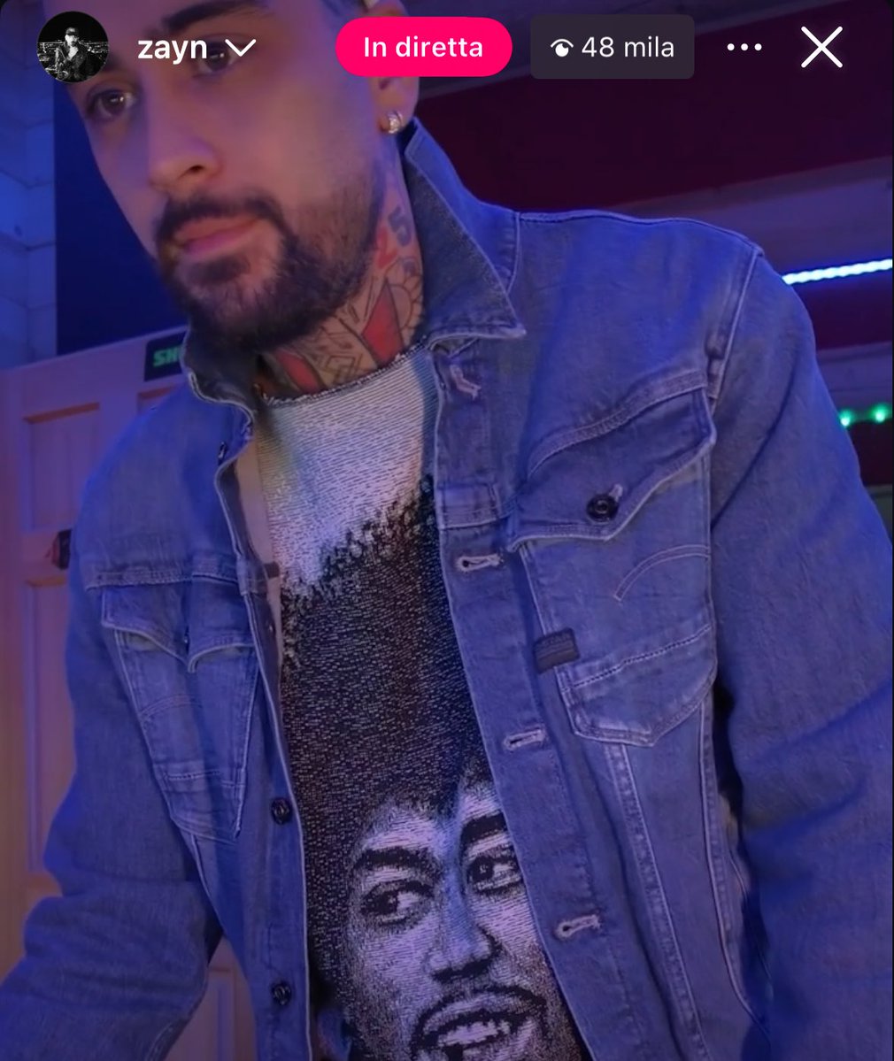 EatingWithNjall's tweet image. GIORNATA SURREALE SE ME LO CHIEDETE