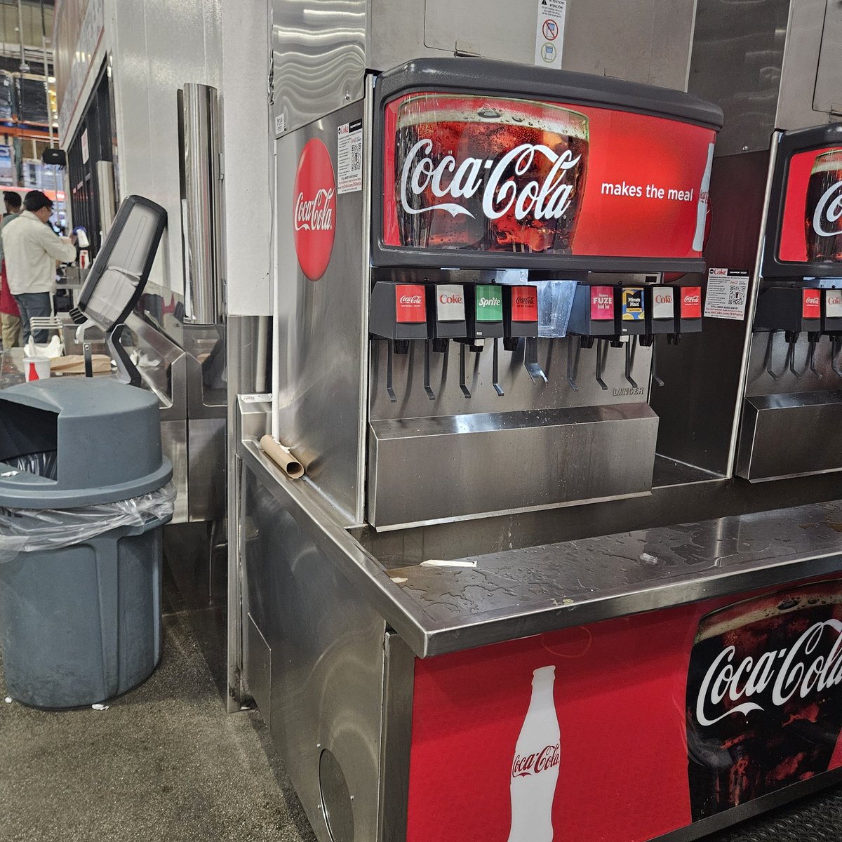 Just noticed that Costco changed from Pepsi to Coke. Big change! Y'know, in my youth, I was a Pepsi guy through and through. One a day, at least. Tho, back in those days, cans were 280 mL. Coke was always too sweet. Dunno what changed or why, but now I find Coke so much better. I