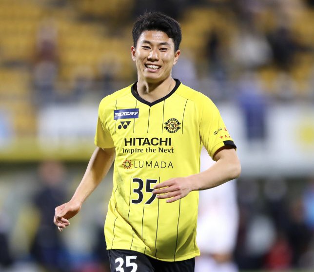 PNEChatter's tweet photo. 🚨 Mao Hosoya, of Kashiwa Reysol, is a target for PNE. The Japanese striker has 12 months left on his current contract, and has scored 11 in 36 this season. #pnefc https://t.co/YeOLeusPWT