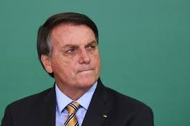g1's tweet image. Moraes determina transferência de Bolsonaro da PF para Papudinha glo.bo/a8zxrfj