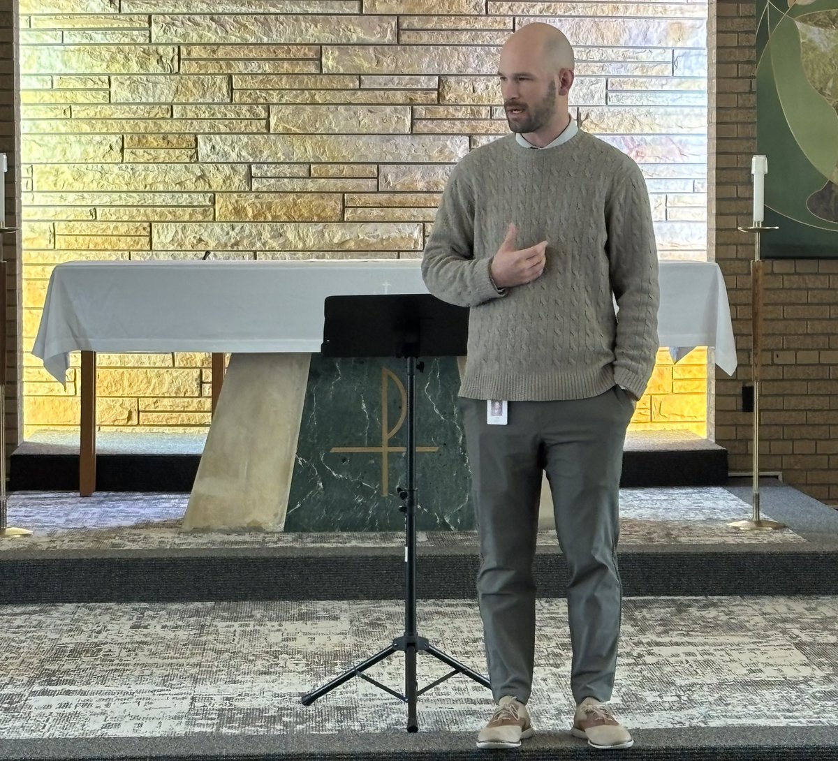 stxtigers_TFC's tweet photo. A big time thank you goes out to Coach Nate Stemle for speaking at Tigers for Christ this afternoon. He challenged us to examine who we are striving to become and the influences that we take in. He also encouraged us not to waste any more time and start making positive changes! https://t.co/jVtZNo4tZ3