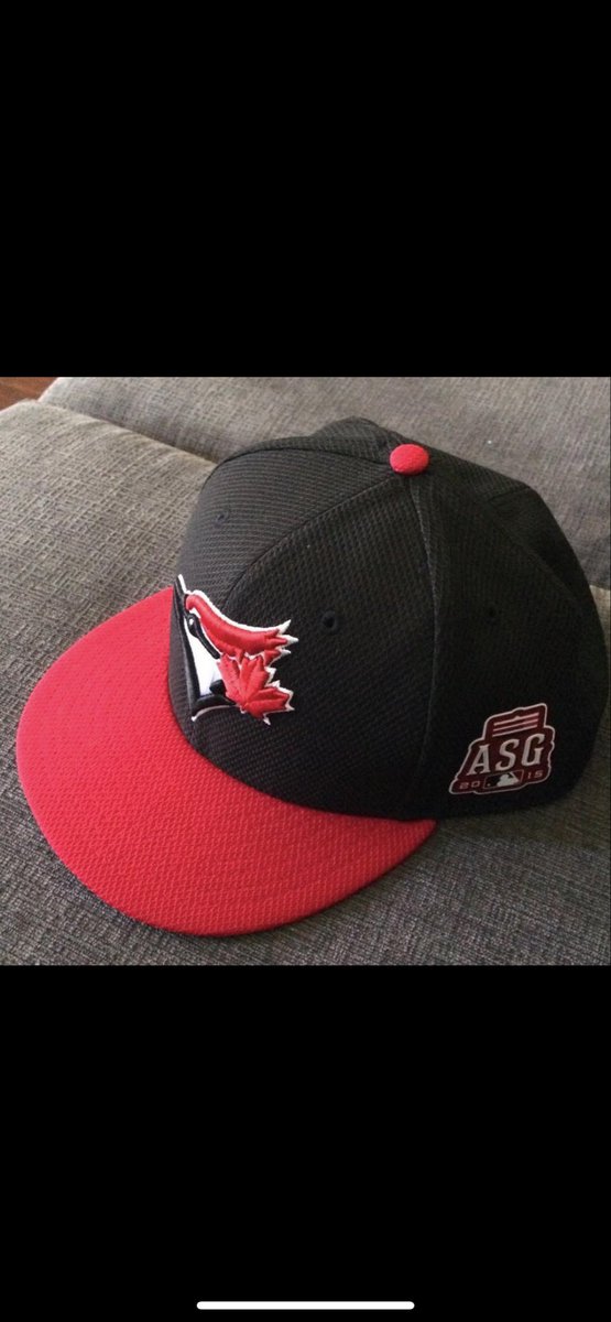 BigHig19's tweet photo. @BlueJays @NewEraCap @NewEraCanada Definitely a toss up between these two. 

Would have been the ALDS hat from last season if I was able to get my hands on one! lol 

#NationalHatDay #BlueJays https://t.co/3tCSYQq980