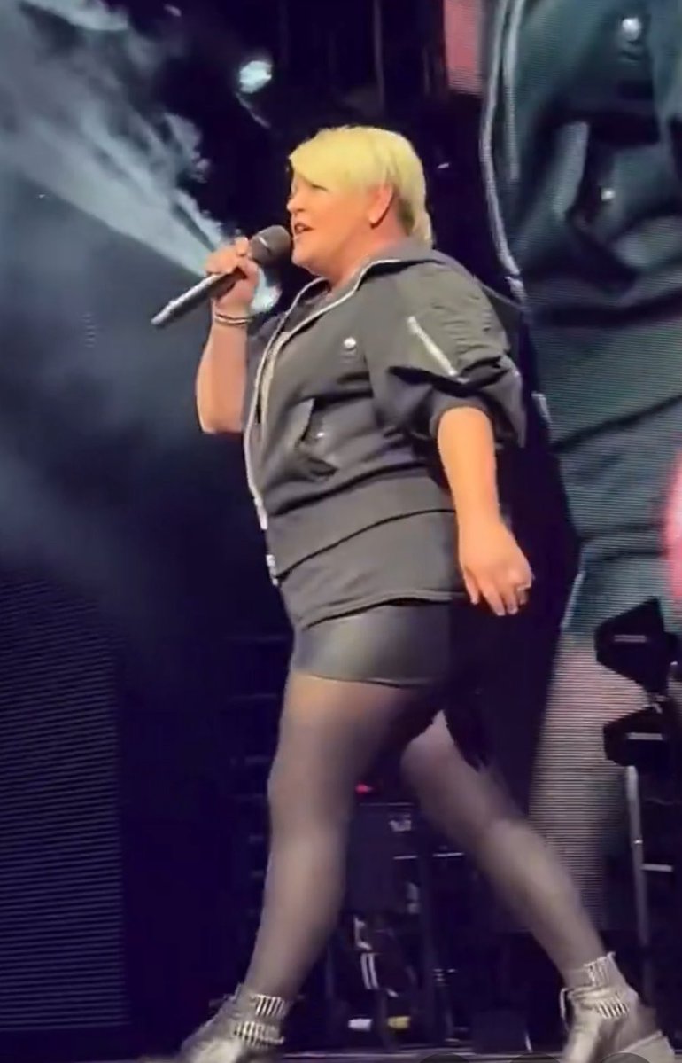 ShannonMFHill's tweet image. The Dixie Chicks have become the Dixie Chunks - holy cow!😳