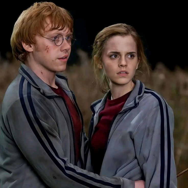 quellochefam4le's tweet photo. "sempre questo tono sorpreso"

LI AMO TROPPO #HarryPotter https://t.co/Jl8JDlBQhB