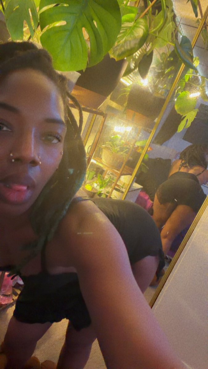 Ms_flyshit_only's tweet image. All you gotta do is whatever tf I say 😏
.
onlyfans.com/ms_flyshit_only