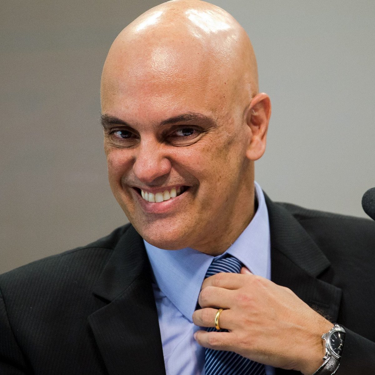 SeriesBrasil's tweet image. 🚨 Alexandre de Moraes determina transferência do ex-presidente inelegível e condenado Jair Bolsonaro para a Papudinha.