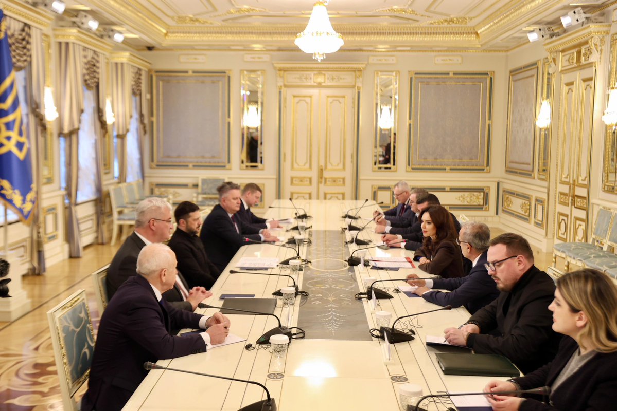 elisaspiropali's tweet image. 🇦🇱🇺🇦 My sincere thanks to you, dear President Zelensky, a true friend of Albania, for your generous welcome and for the extraordinary example of courage and leadership that you and the Ukrainian people have offered the world during these profoundly challenging years.

Today’s…