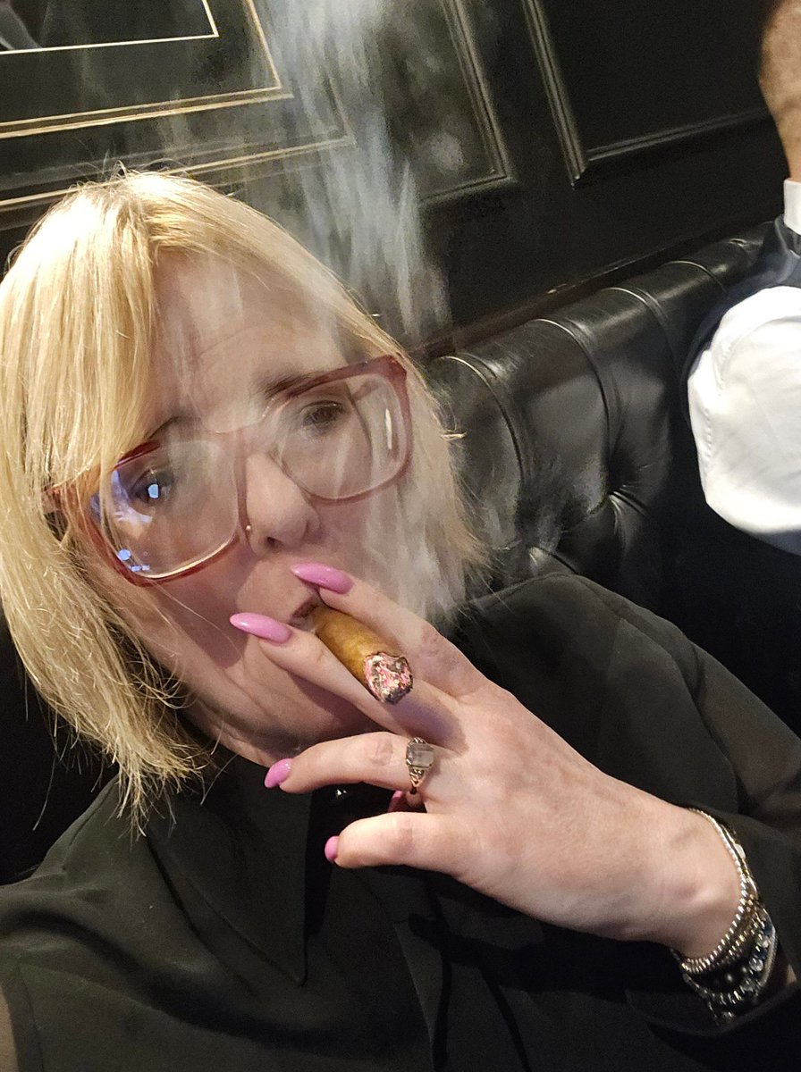 Managers meeting <a href="/PuffinRooms/">Puffin' Rooms</a>