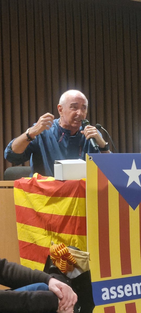 Carme Forcadell Lluís tweet media