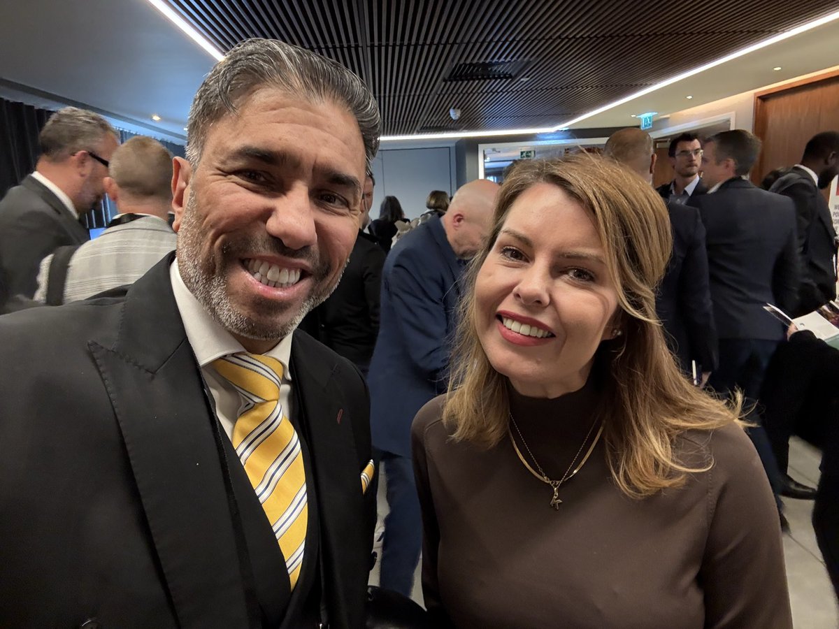 ABConnexions's tweet photo. Our Chair was delighted to attend Invest North East Energy and Innovation. Powerful leadership from Kim McGuinness, Dan Labbad and Sir Robin Budenberg reinforced a shared message: growth must be inclusive. That is the heart of ABC and #InclusionbyDefault https://t.co/BWFbFPvbGw