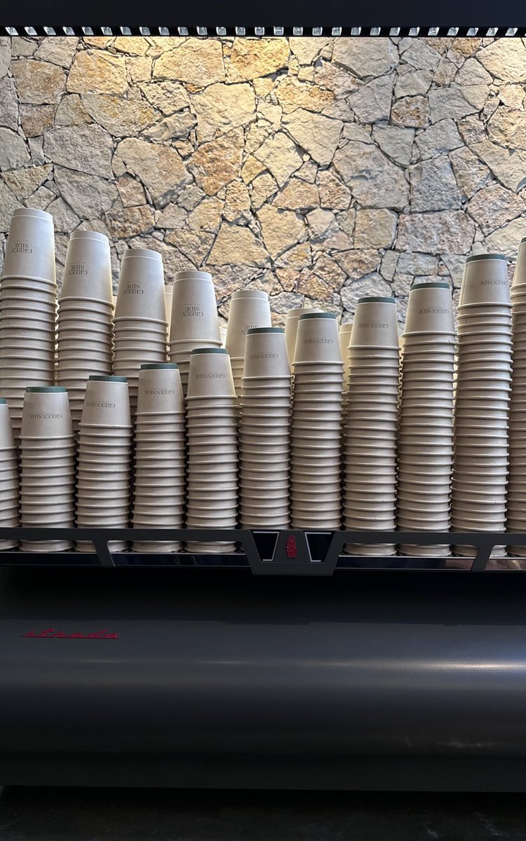 LO_loo's tweet image. - يوم سعيد -