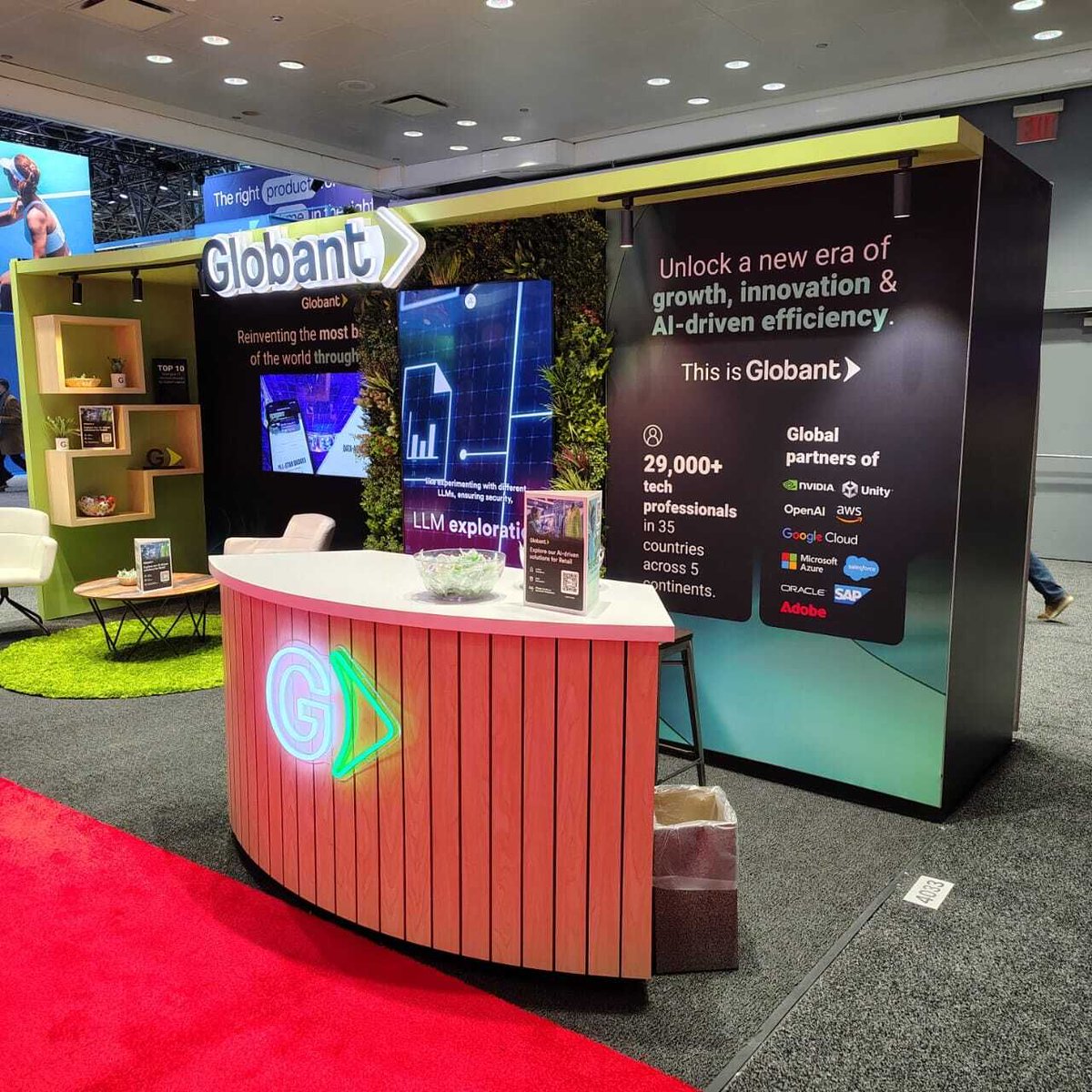 ThrottleExhibits tweet media