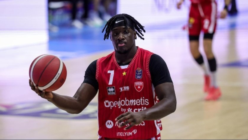 MarcoIlliano3's tweet image. #basket #assui talento di #Varese ha reso noto che il futuro sarà al college, con vari atenei interessati alle sue prestazioni. Su tutte George Washington, Grande Canyon University, Virginia e Loyola