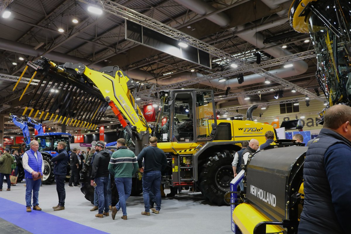 CNHIndustrial's tweet image. Some of our New Holland Agriculture brand highlights happening at #LAMMA2026. From cutting-edge tractors to smart farming solutions, these machines are designed to help farmers work smarter, cleaner, and more efficiently.

#NewHolland #FarmingInnovation #AgTech