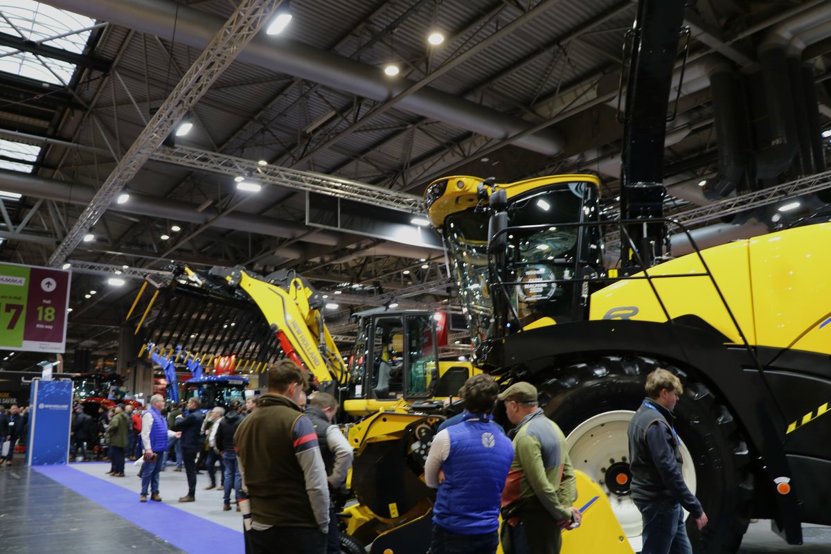 CNHIndustrial's tweet image. Some of our New Holland Agriculture brand highlights happening at #LAMMA2026. From cutting-edge tractors to smart farming solutions, these machines are designed to help farmers work smarter, cleaner, and more efficiently.

#NewHolland #FarmingInnovation #AgTech