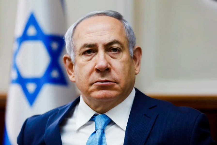 ShaykhSulaiman's tweet photo. BREAKING: NETANYAHU TOLD TRUMP NOT TO ATTACK IRAN, ISRAEL IS NOT READY 

On Wednesday, Israeli Prime Minister Benjamin Netanyahu asked President Trump not to attack Iran, fearing that an American attack would also lead to an Iranian retaliation against Israel

Reportedly, Netanyahu's request comes amid concerns that Israel has not yet sufficiently replenished its interceptor missile stockpiles for the Arrow-3, David Sling and THAAD, which would be required to defend against an Iranian missile attack.

- NYT