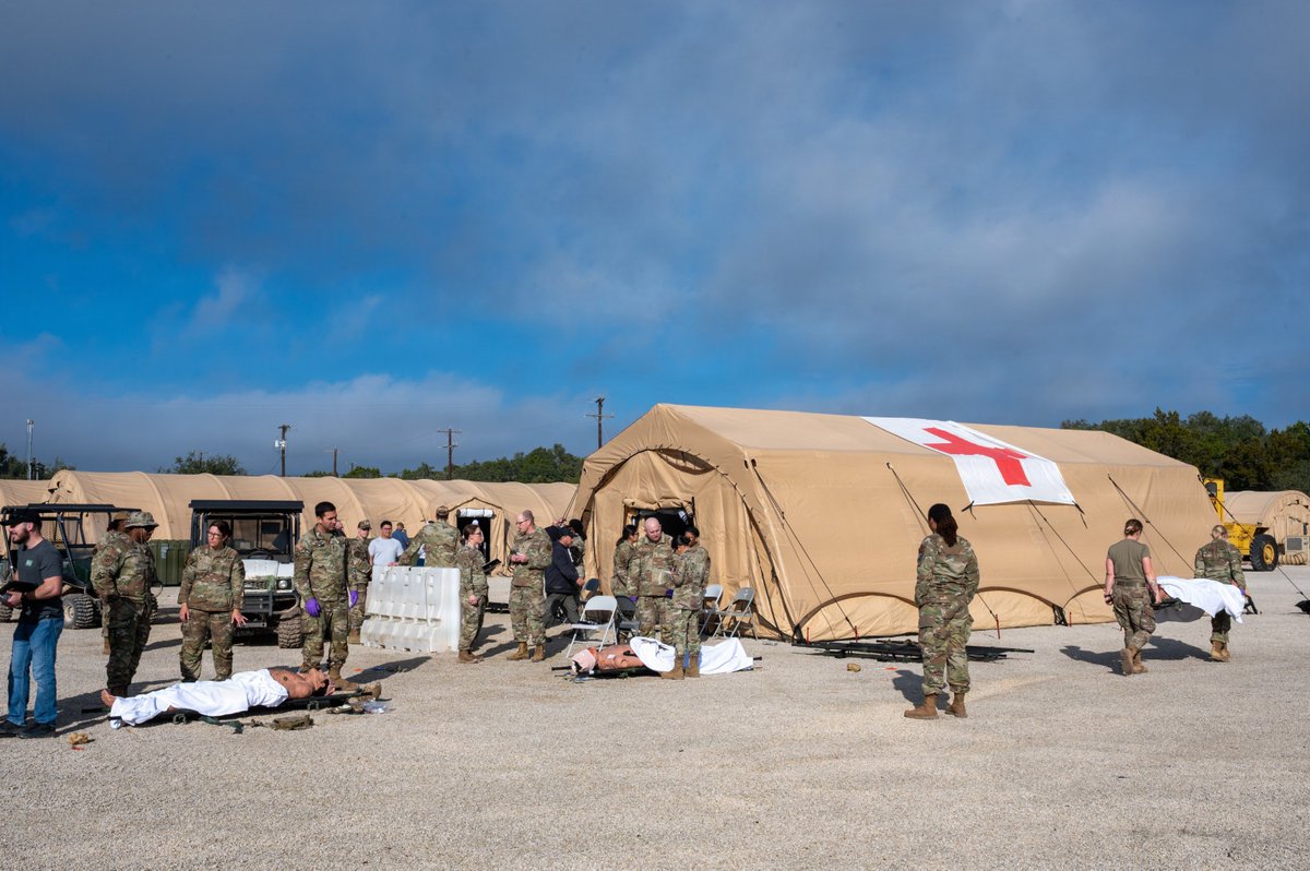JBSA_Official's tweet photo. Controlled chaos with a purpose! 💥 Our teams pushed limits in a MASCAL exercise at JBSA-Camp Bullis, testing life-saving care in hostile environments.
🚑⚕️ Training to save lives! 💪
#MASCAL #CombatMedicine #MilitaryTraining #Readiness #JointBaseSanAntonio #TrainToWin https://t.co/geqg7J7fK4