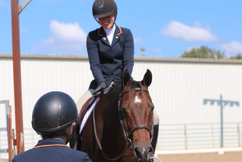 NCEA_Equestrian's tweet photo. Last month, @UTM_Equestrian lost one of their beloved Flat horses, 'Frappe'. The 24yo was with UTM for 16 seasons.

Thanks for all you gave to your Skyhawks and the riders of the NCEA, Frappe. You left your mark on everyone🤍

📰https://t.co/9TZDDPmDxd

#NCAAEquestrian https://t.co/4bTQGapRBW