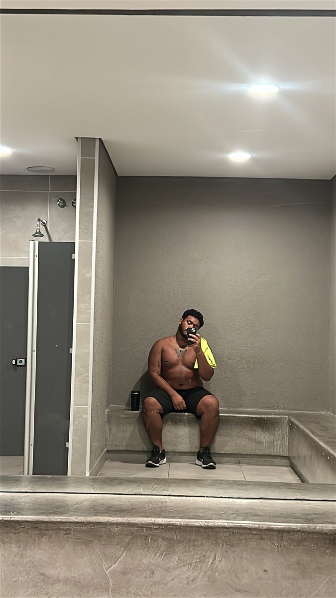 João Lu tweet media
