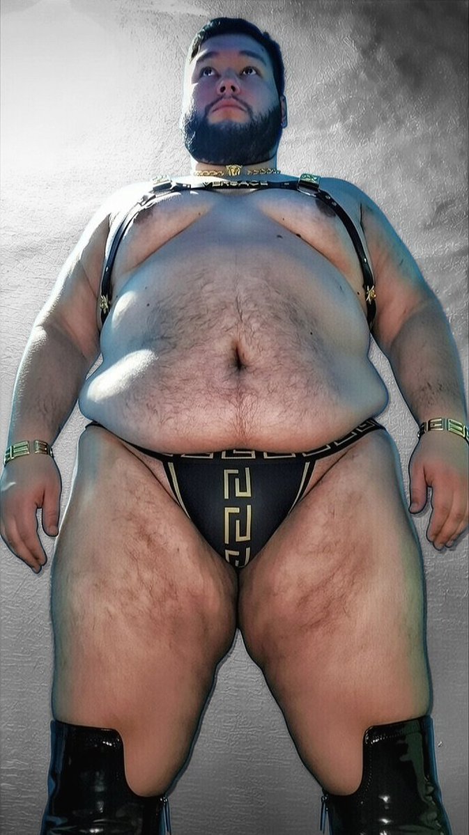 Nicechubby91's tweet image. I want to spend a wild night in your bed 🥵🥵🥵🥵