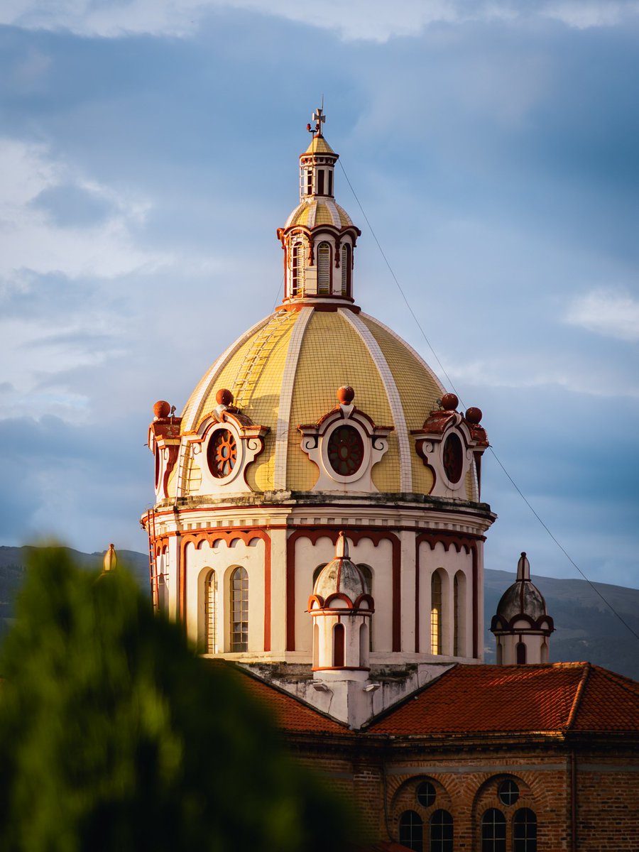 Visit Cuenca Ecuador tweet media