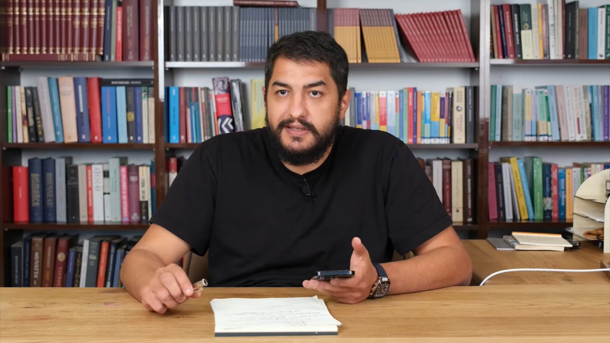 furkhanx's tweet photo. Bu aralar Sedat Peker videoları gibi Altay Cem Meriç videoları bekliyoruz https://t.co/2BuQnjjxcL