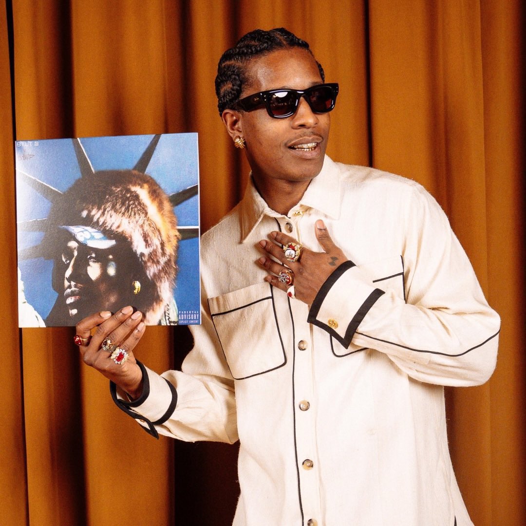 infolky's tweet image. A$AP ROCKY’S DON’T BE DUMB MERCH GIVEAWAY 🚨

to enter:
▫️like and retweet
▫️must follow @infolky
▫️comment Don’t Be Dumb merch (cd, vinyl, hoodie, long sleeve, etc) of your choosing (up to $150)

we will pick 3 winners
winners will be announced in 24-48 hours

good luck!