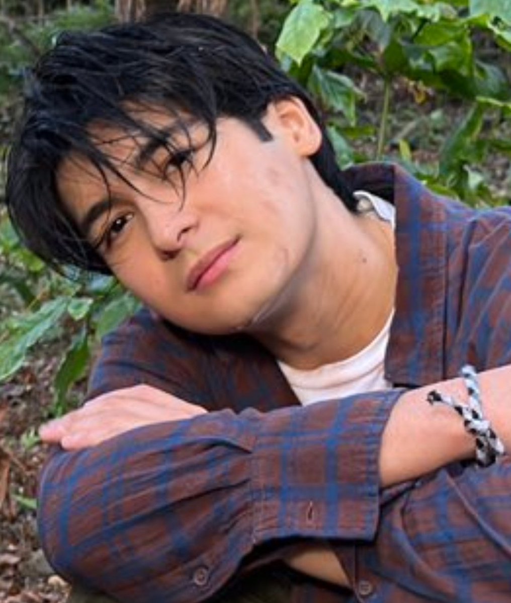 teukeep_'s tweet image. Ma'am Charlene, Sir Aga, pwedeng isa pa? Sayang lahi 😭