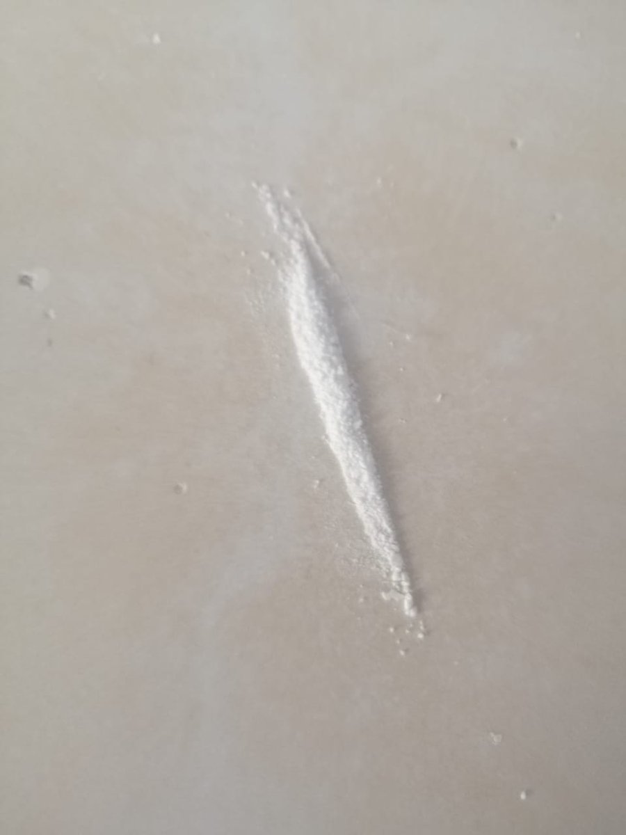 potito21_'s tweet image. se les acabó su gordita #drugtwt