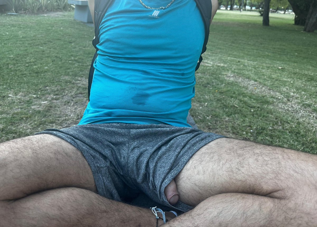 DemonnK83751's tweet photo. Que título le pondrias a esta foto?

https://t.co/DxSEZ2Pnwk https://t.co/PO8EURO5EK