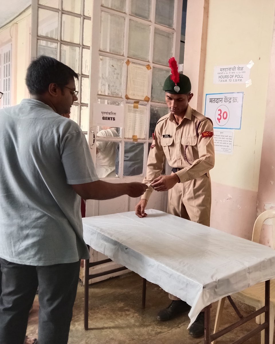 TEAM5MAHEMECOY's tweet photo. In the spirit of Unity and Discipline 🇮🇳
NCC Cadets of 5 MAH EME COY rendered invaluable service during election duties at VJTI College, contributing to the smooth and orderly conduct of the democratic process.
Ward No. 117 | Polling Booths 30, 31 &amp; 32
 #Elections2026 #5MAHEMECOY https://t.co/q3uc9fcSMq