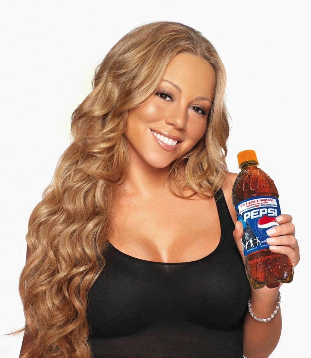 JamesMulamb's tweet image. Mariah looks so good here