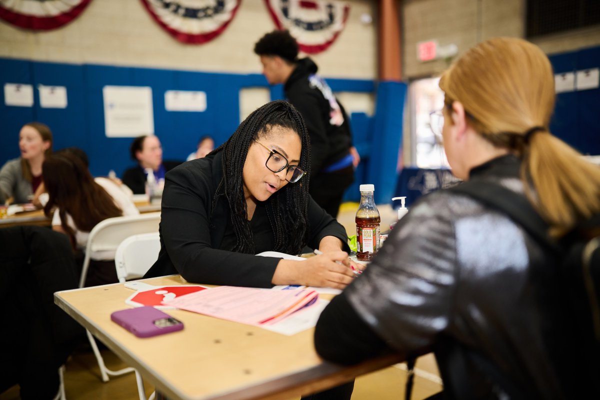 CUNYCitizenship's tweet photo. Last Saturday, 59 permanent residents attended our citizenship event in Brooklyn! Thanks to NYC Council Members Crystal Hudson, Darlene Mealy, @CMSandyNurse, and @CMChiOsse for partnering with us. https://t.co/sOZncfYoOH
