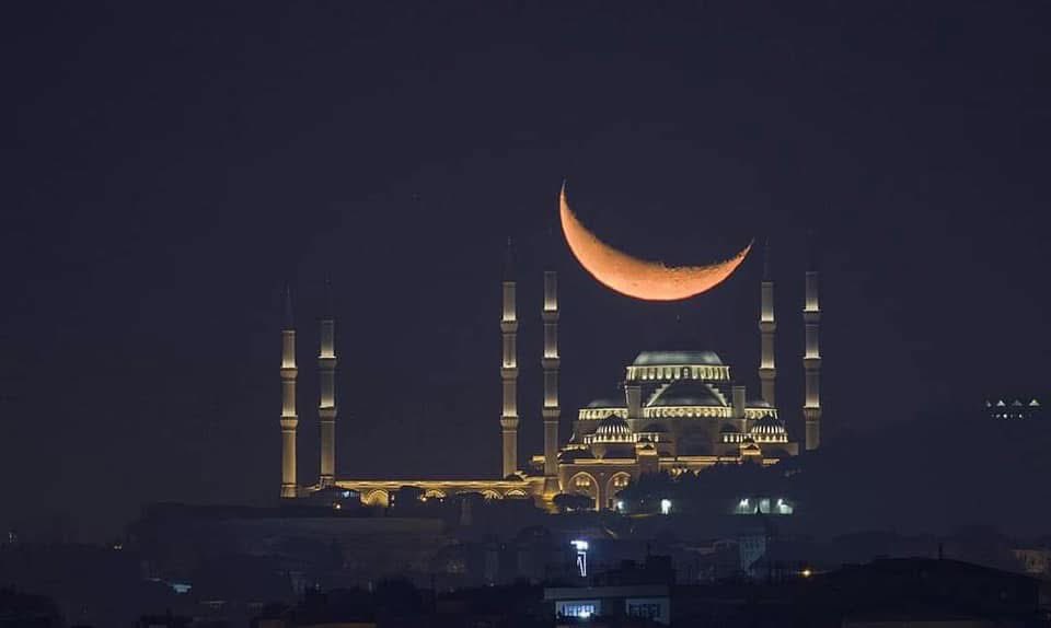 UsMasood's tweet photo. صلی اللہ علیہ وآلہ وسلم

نبضِ حیات وہ ہیں کہ جب عرش پر گئے ،
اُس رات کائنات کو ٹھہرا دیا گیا

"دانش اعجاز" https://t.co/ARlb9sUYWR