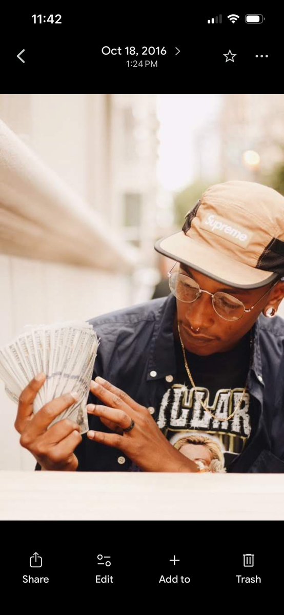 Big €uro tweet media