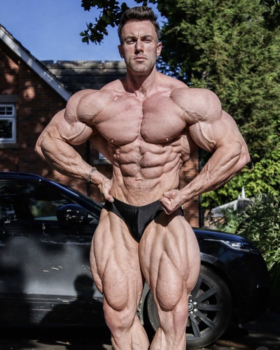 Brandonhardbody's tweet image. think it's AI? 🤓