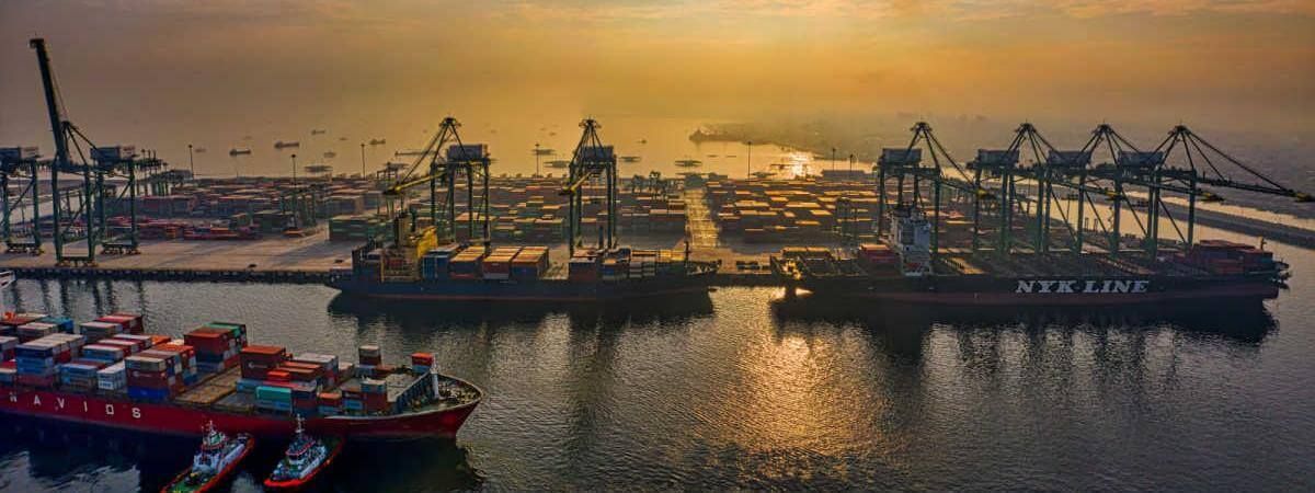 DHA eNews: U.S. imports of hardwood plywood grow by 25%, buff.ly/NFMDdCE

#Hardwoods #Hardwood #Trade