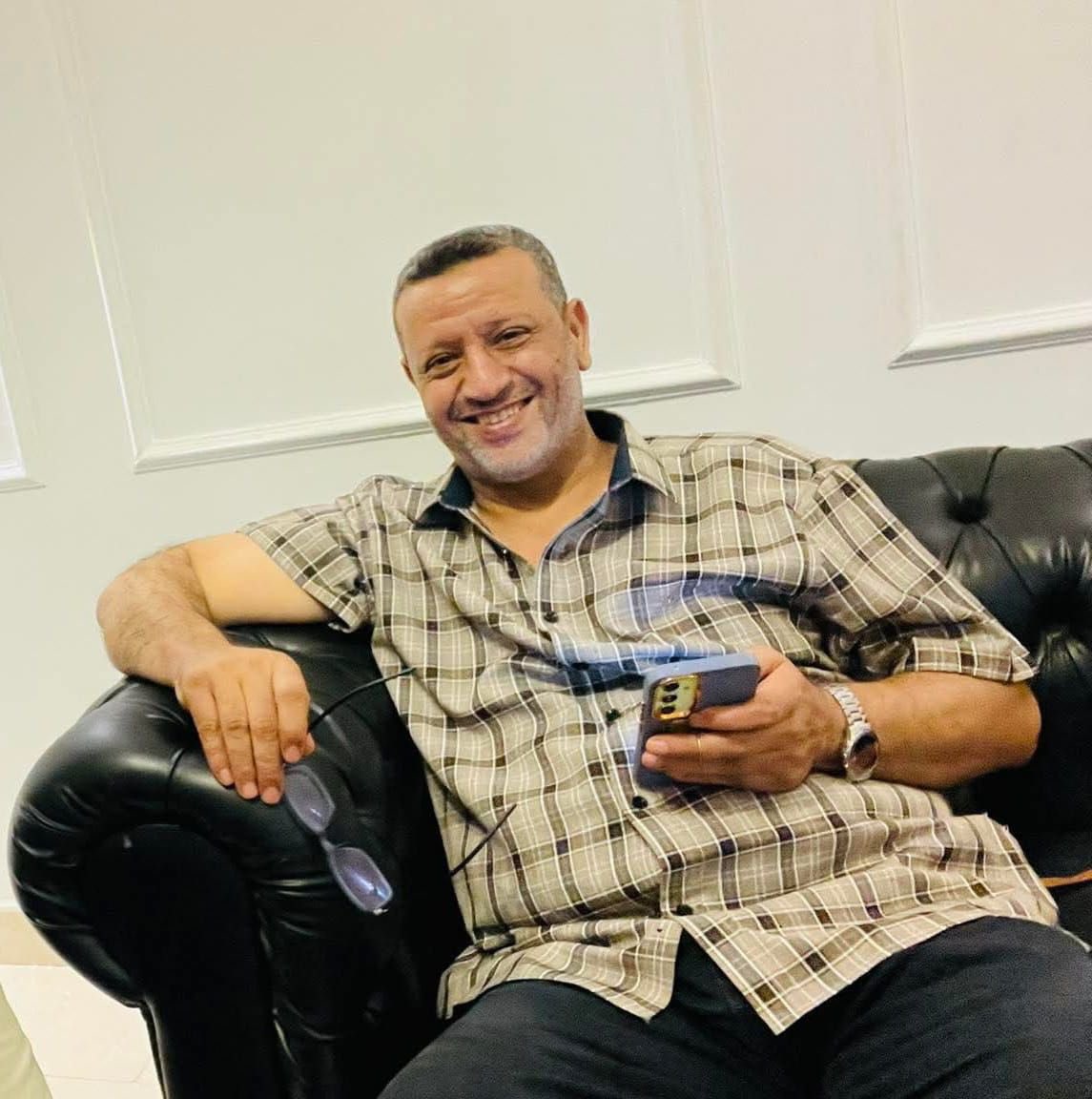 tamerqdh's tweet photo. الجيش الإسرائيلي ينتهك اتفاق وقف إطلاق النار وينفذ عملية اغتيال للقائد محمد الحولي أبو فوائد، مسؤول حماة الثغور في كتائب القسام، حيث استشهد برفقة زوجته وأبنته .

ستة شهداء في القصف الإسرائيلي بغارتين على المنزل غرب دير البلح . https://t.co/jbqQNCiLIs