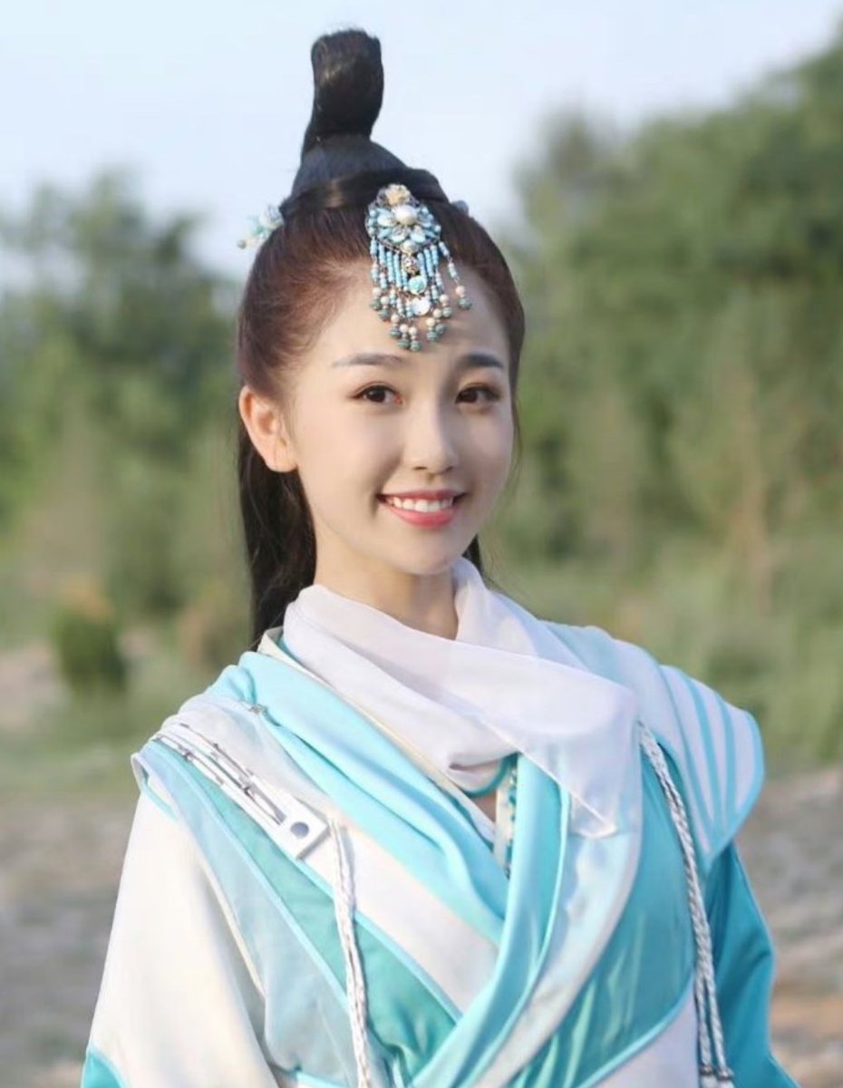 xinnamjeon's tweet photo. the girl from ten years ago, who started with a very, very minor role, must be so proud of how far she has come. the girl who once hoped that someday she would be a lead in a costume drama is now the main lead of a female-centric costume drama. the girl who began her career traveling to filming locations alone, with nothing but herself and her luggage, the girl who waited outside tents for long, long hours, endured sandstorms, and used garbage bags as her only shield while waiting to film minimal scenes, now shines as a star and is finally receiving  some privileges as an artist she has earned through years of hardwork and perseverance accompanied by talent.

yu shuxin, you’ve come so far.