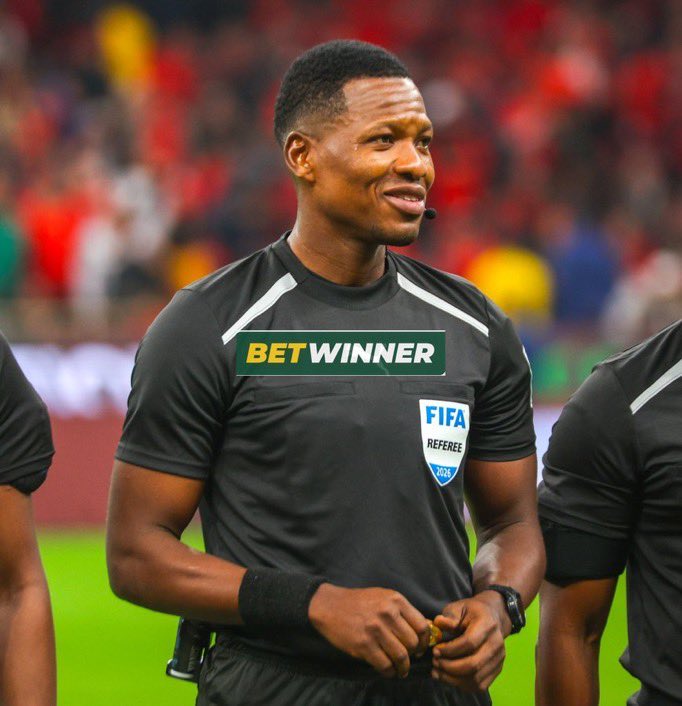 Listo_Mens's tweet image. 🚨🇬🇭Daniel Nii Laryea needs to officiate in the incoming World Cup, he is too good @CAF_Media @FIFAcom 👊🏿