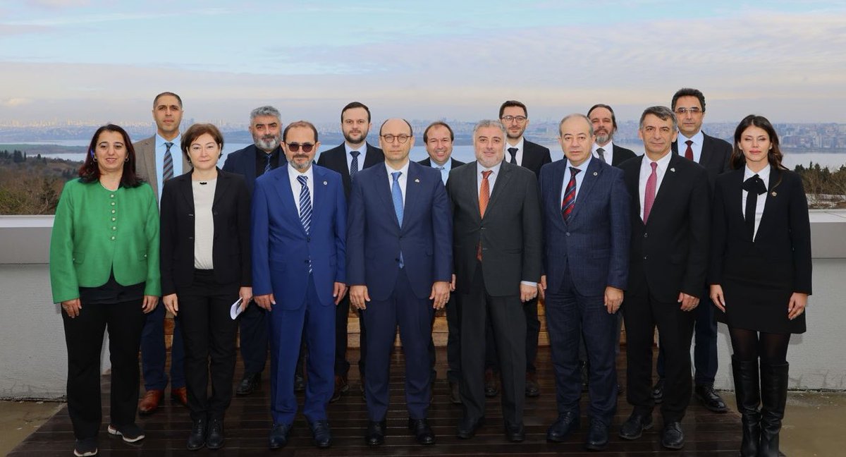 Yıldız Teknik Üniversitesi tweet media