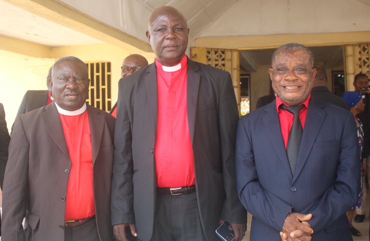 E Julu Swen tweet media