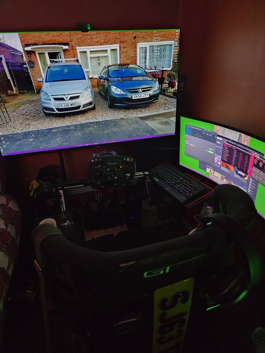 cane2147's tweet photo. #nextlevelracing  @nextlvlracing 
Very happy with my sim rig and new keyboard and mouse stand https://t.co/tvAJS8oH7r
