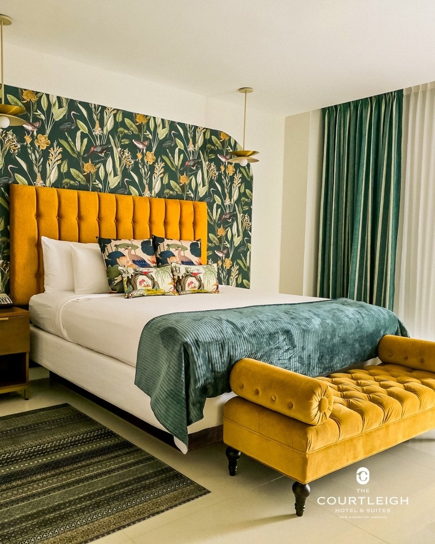 TheCourtleigh's tweet image. Located in the heart of New Kingston, Courtleigh Hotel &amp;amp; Suites offers convenient access to conference venues, corporate offices, and on-site event facilities, making it a practical choice for business travel and group functions.

[Image: Presidential Suite]

#CorporateEvents