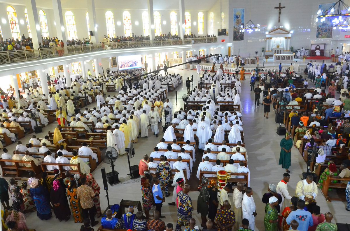 Alexander tweet media